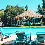 Apart-hotel Muskebi 3*