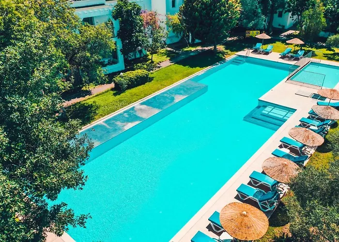 Muskebi 3* אורטקנט