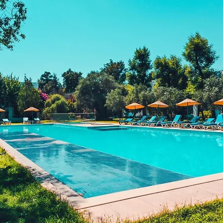 Apart-hotel Muskebi 3*
