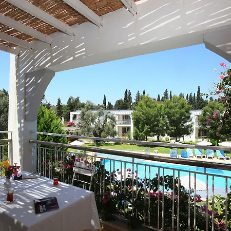 Aparthotel Muskebi Ortakent