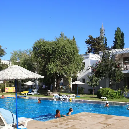 Muskebi Apartmanhotel Ortakent