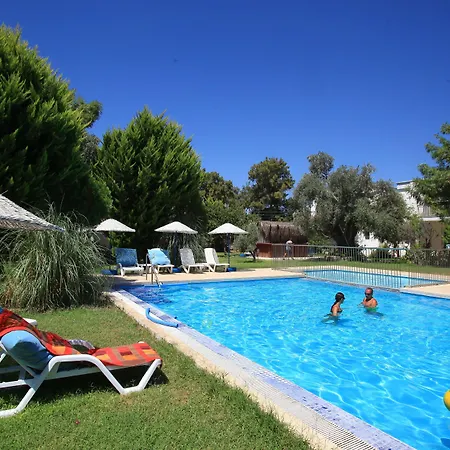 Aparthotel Muskebi Ortakent