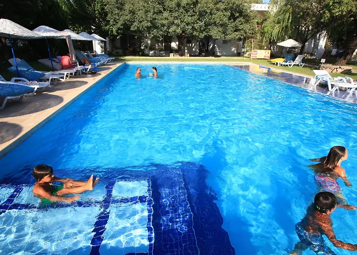 Muskebi 3* אורטקנט